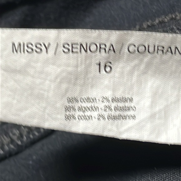 Bandolino Jeans - Picture 10 of 10